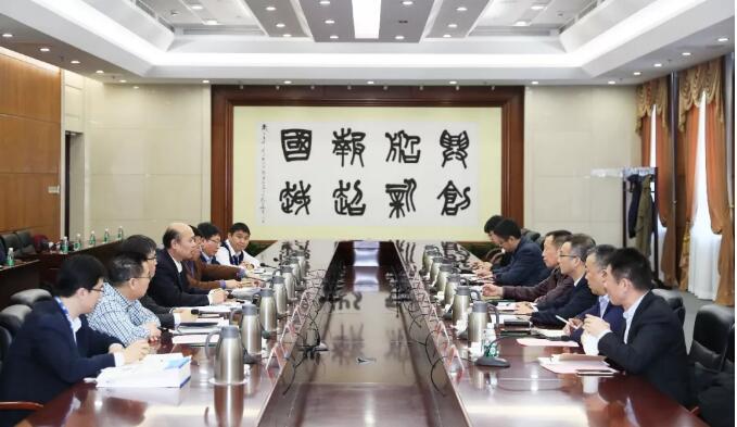 冯永强会见上海电气集团副总裁吕亚臣、陈干锦一行 